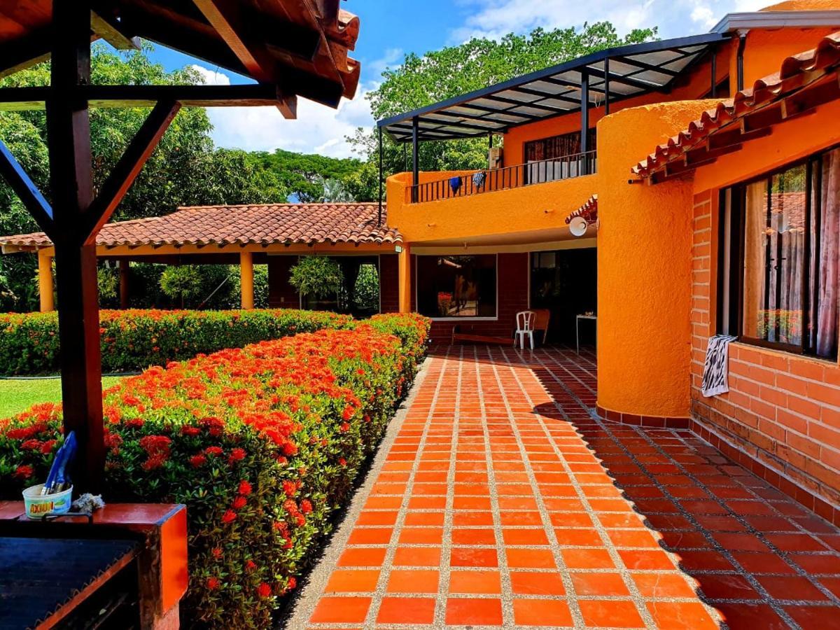 Finca Hacienda El Castillo サンタ・フェ・デ・アンティオキア エクステリア 写真